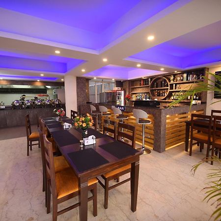 Hotel Simal Kathmandu Esterno foto